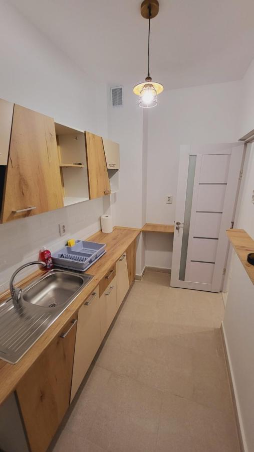 Imob Bibi House Universitate Букурещ Екстериор снимка