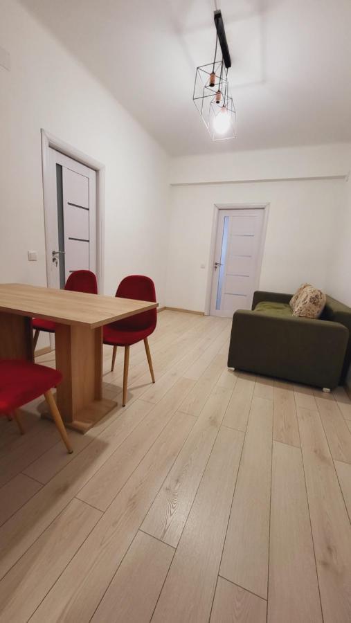 Imob Bibi House Universitate Букурещ Екстериор снимка